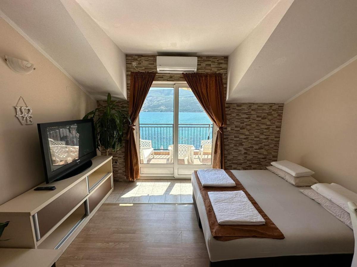 Apartments Sun House Herceg Novi Eksteriør billede