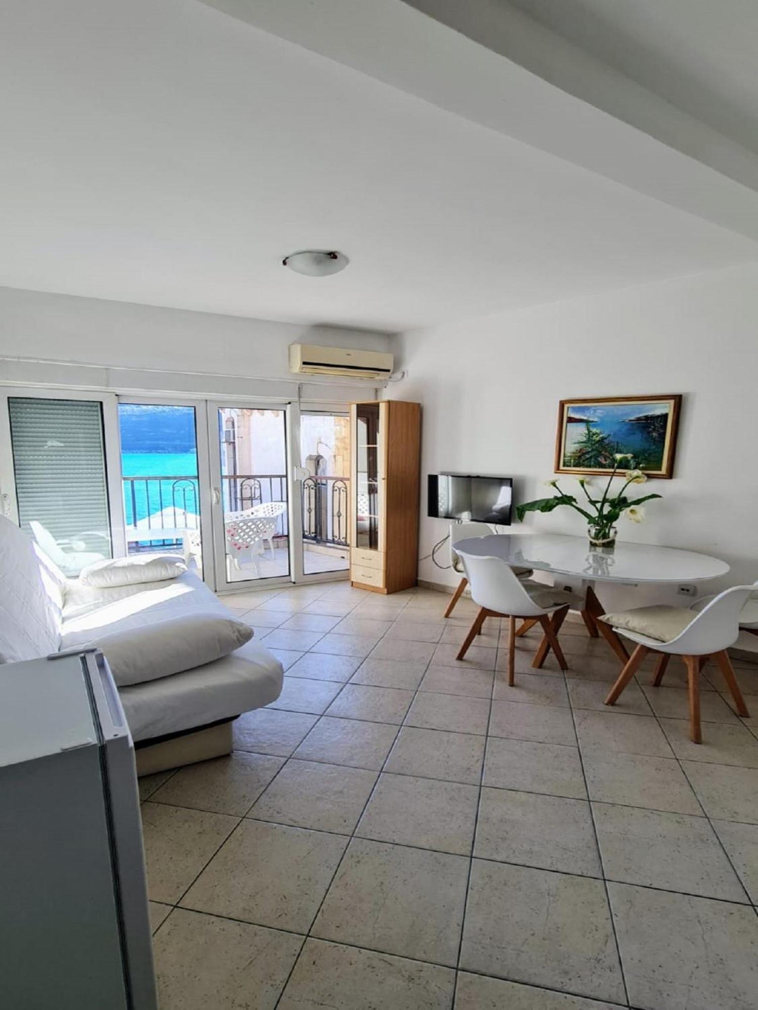 Apartments Sun House Herceg Novi Værelse billede