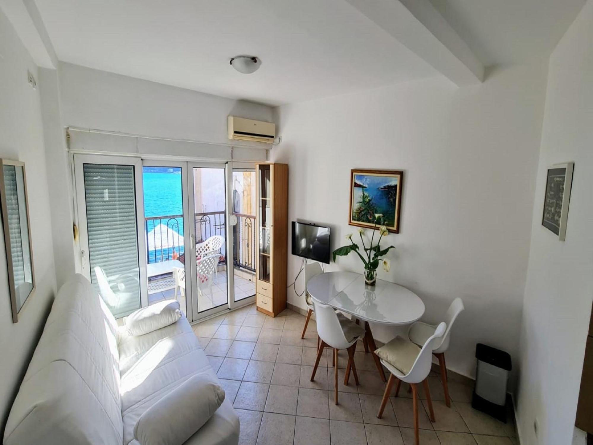Apartments Sun House Herceg Novi Værelse billede
