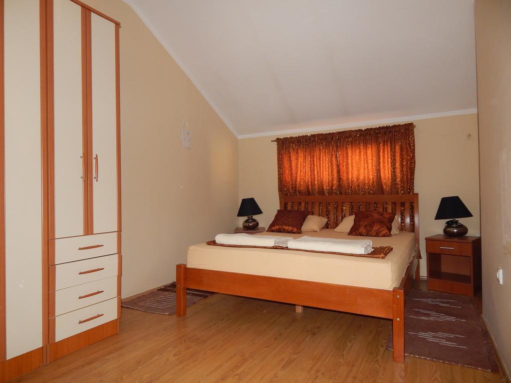 Apartments Sun House Herceg Novi Eksteriør billede